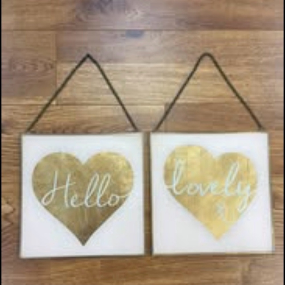 💕 “Hello” and “Lovely” Wall Hangings Set